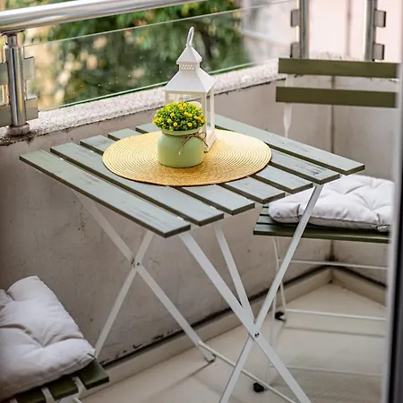Deluxe With 2 Bedroom In Center Varna